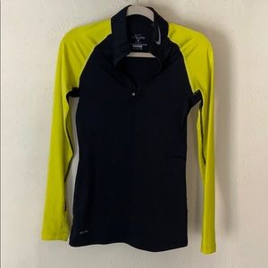 Nike Pro fitted quarter zip top